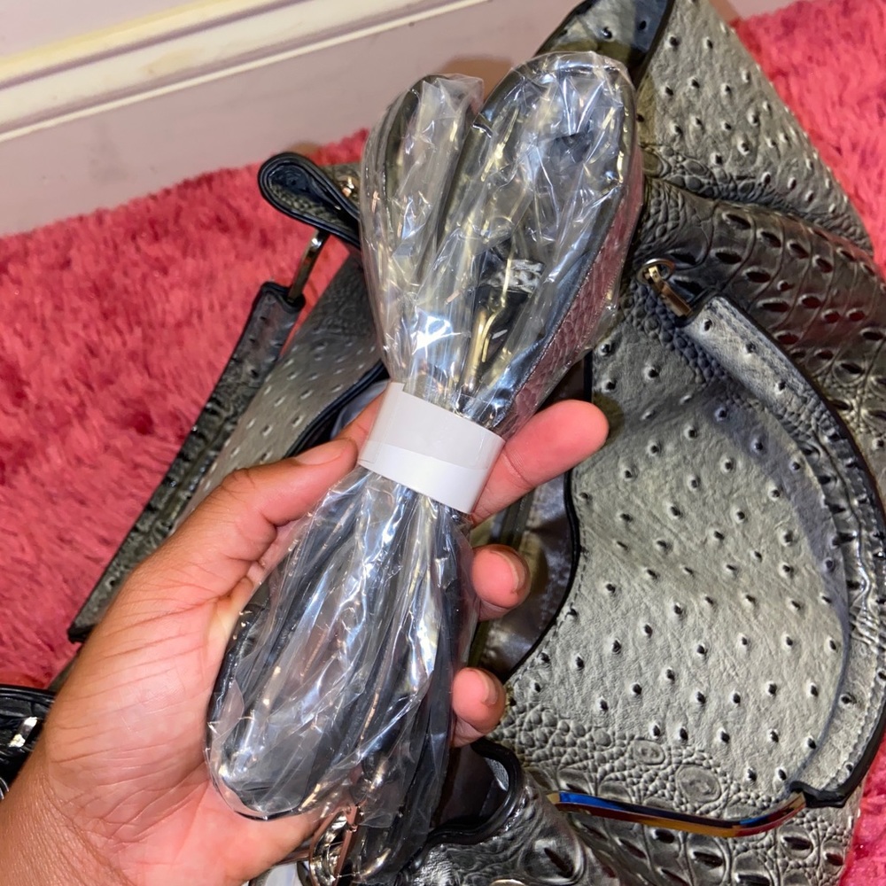 Brahmin-styled purse